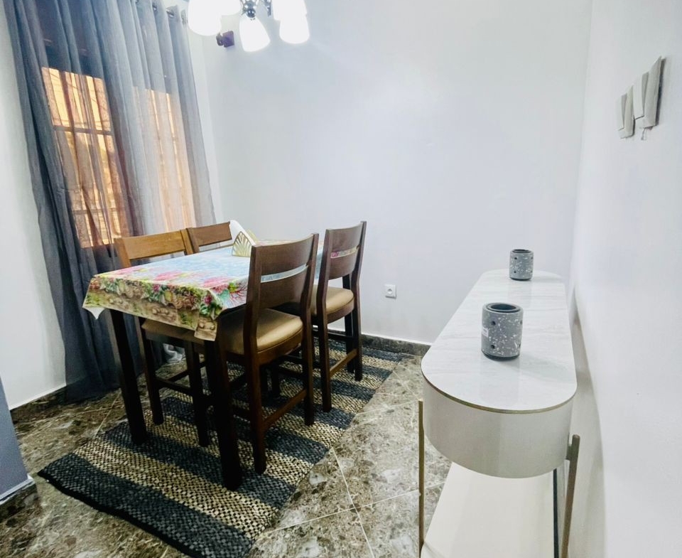 Appartement meublé mis en location dans la commune de Ngaliema quartier GB
