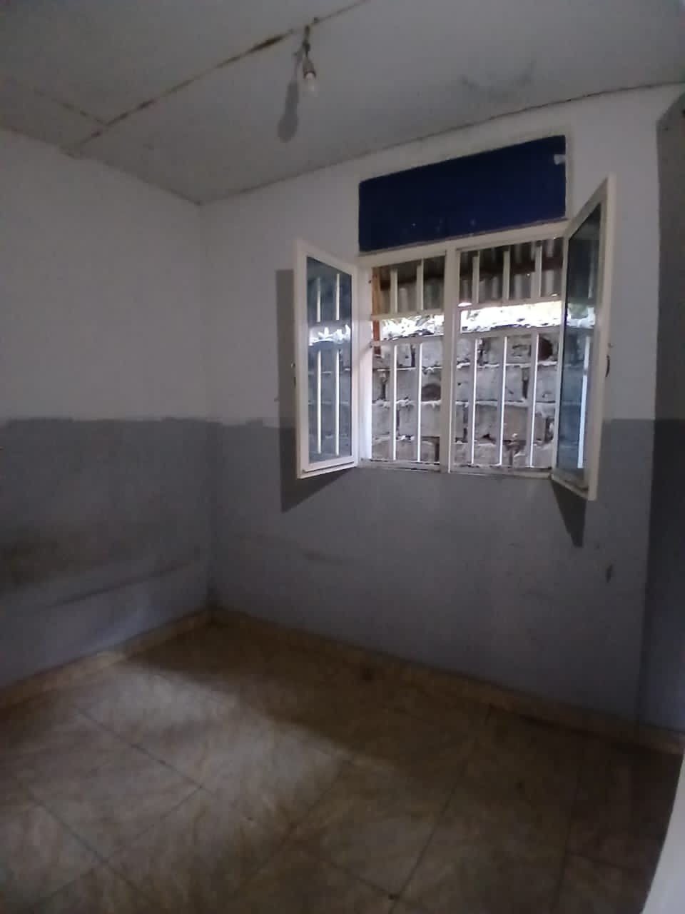 scaled_1000840084 Maison à Louer – Ngaliema, Kinshasa