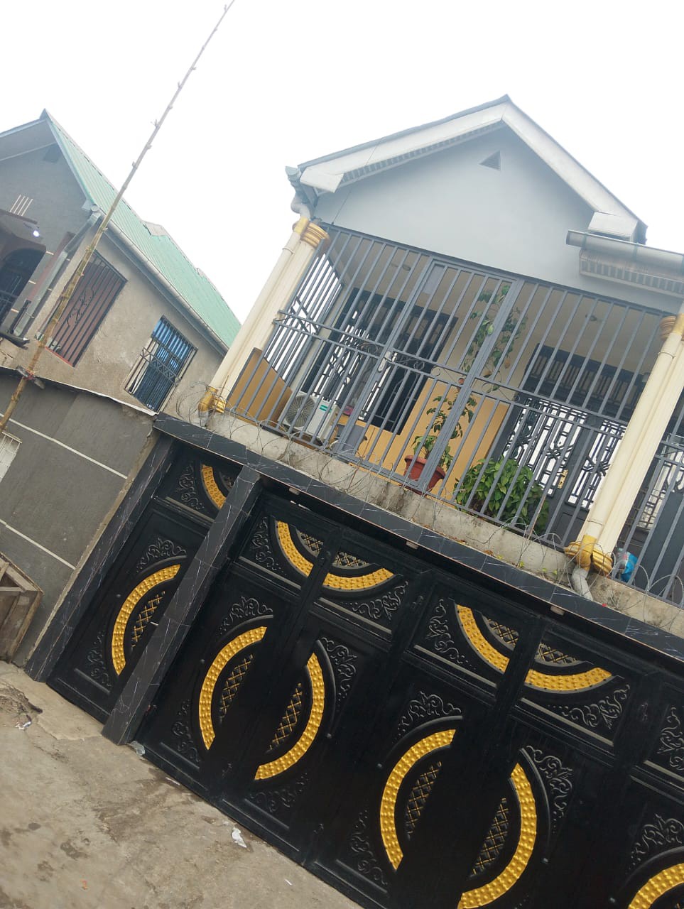scaled_1000840170 Appartement à Louer – Ngaliema, Kinshasa