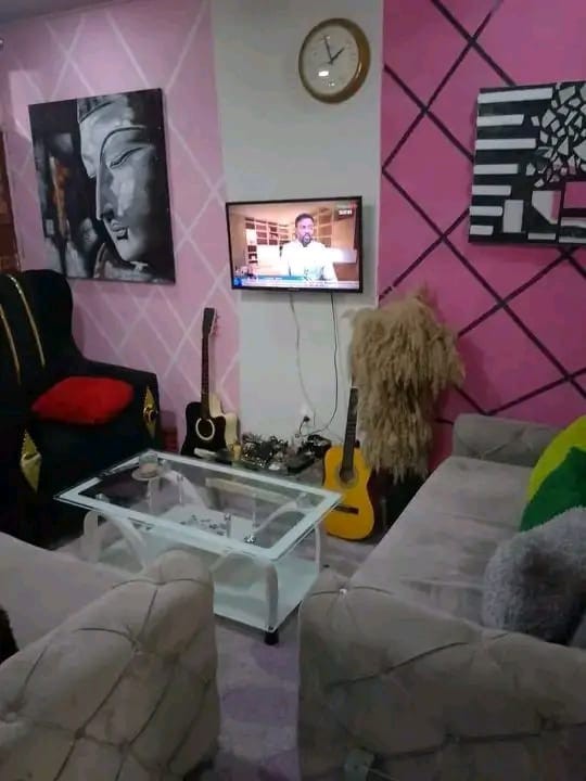 Appartement à louer à ngaliema macampagne, référence église kamanda