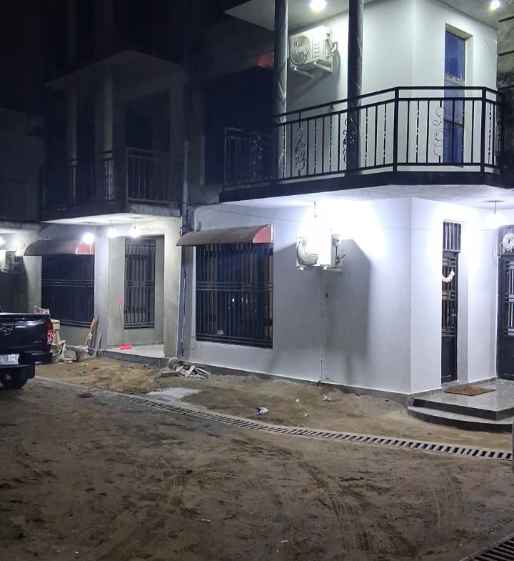 appartement à louer à ngaliema joli parc, référence des écuries