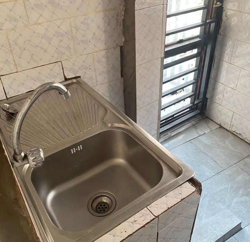 Appartement à louer au 1er niveau à limete 7ème rue industrielle