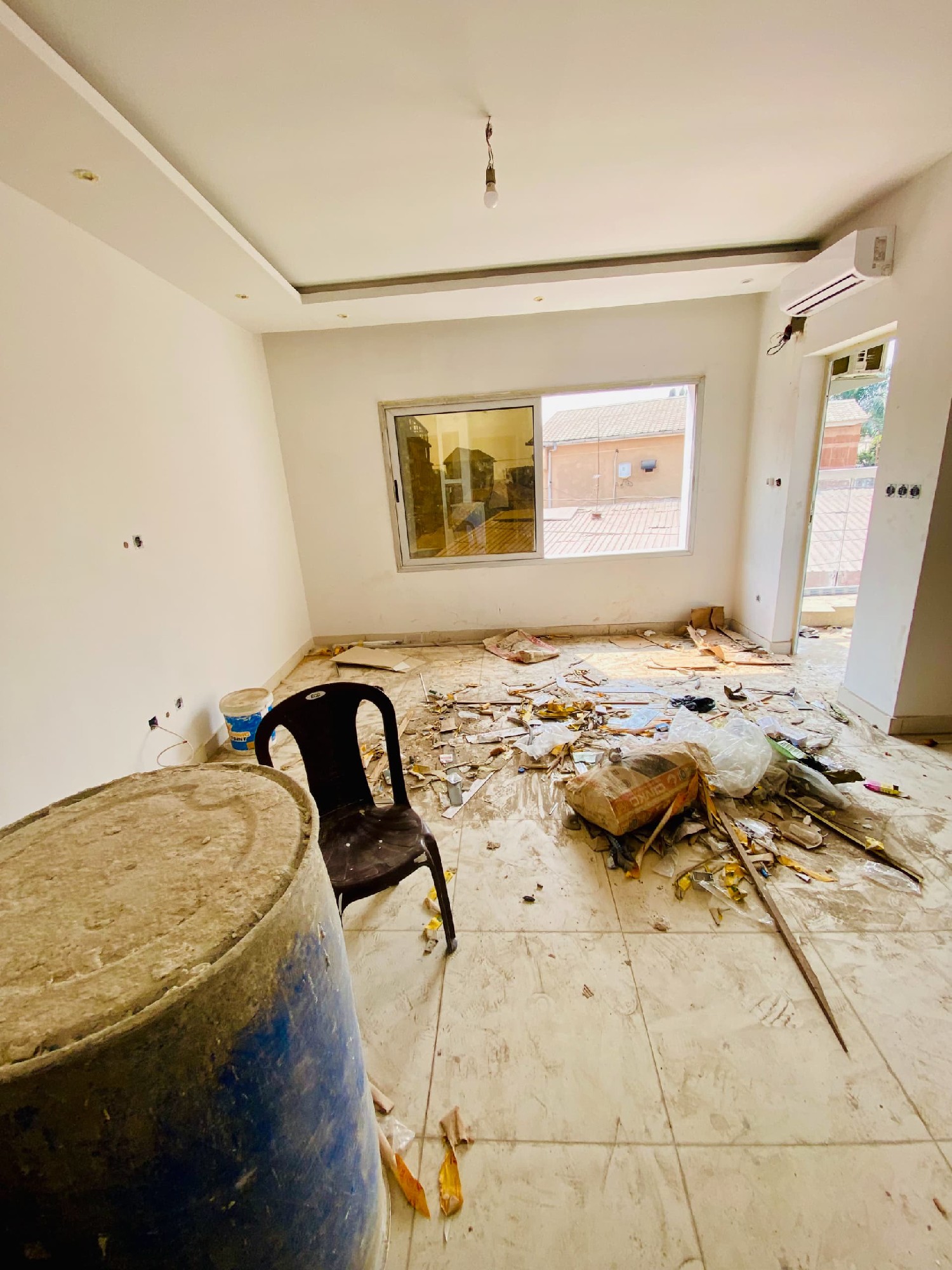 Appartements a louer  à ngaliema gramalic, référence la police
