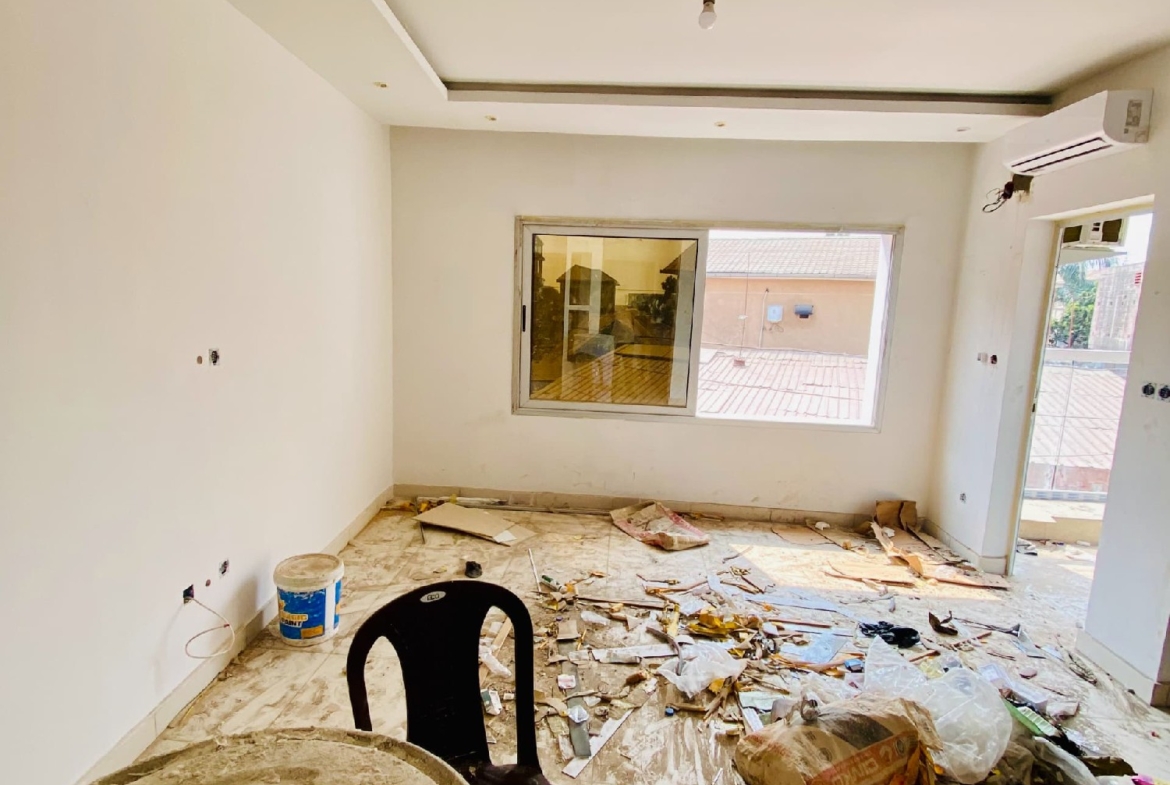 Appartements a louer  à ngaliema gramalic, référence la police