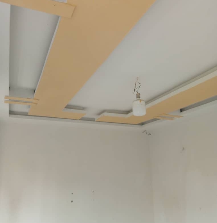 appartement à louer à ngaliema macampagne, référence Eglise kamanda