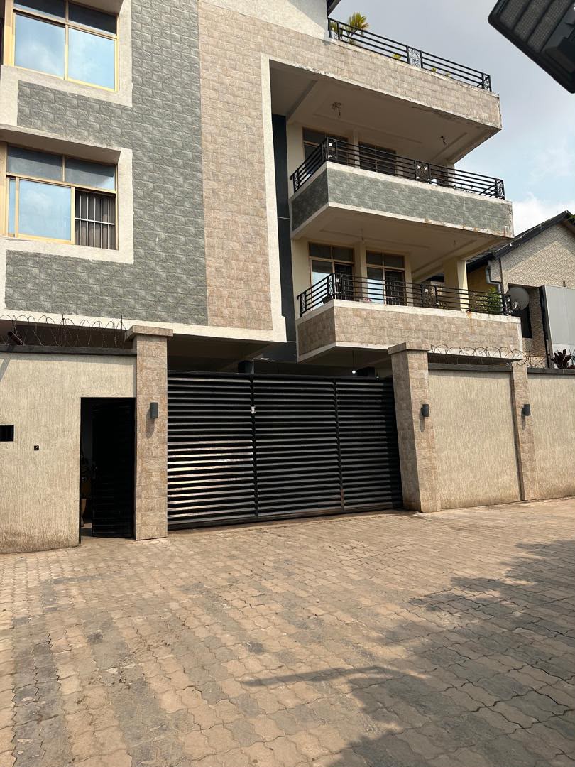 scaled_1000918802 Appartement à Louer – Macampagne, Kinshasa