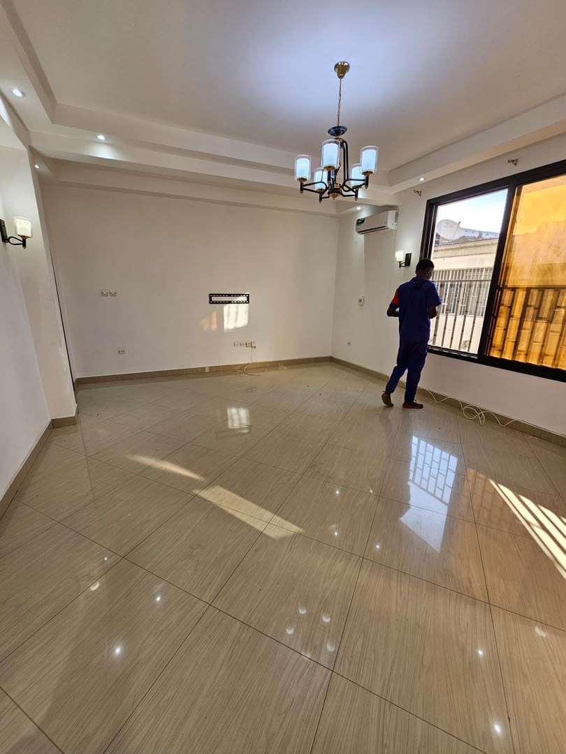 scaled_1000919643 Appartement à Louer – Macampagne, Kinshasa