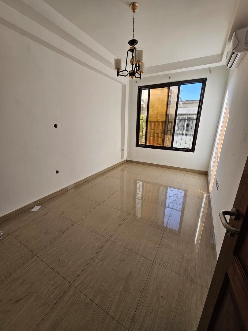 scaled_1000919645 Appartement à Louer – Macampagne, Kinshasa