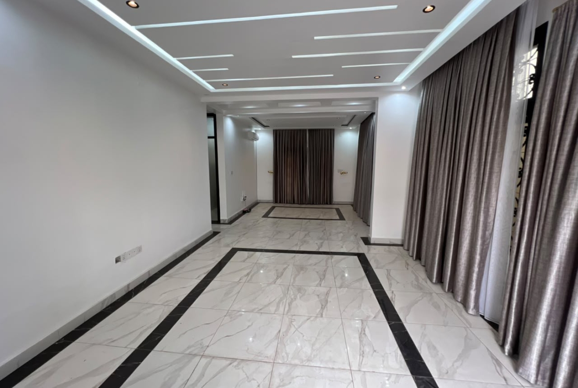 Villa à Louer – Macampagne, Kinshasa