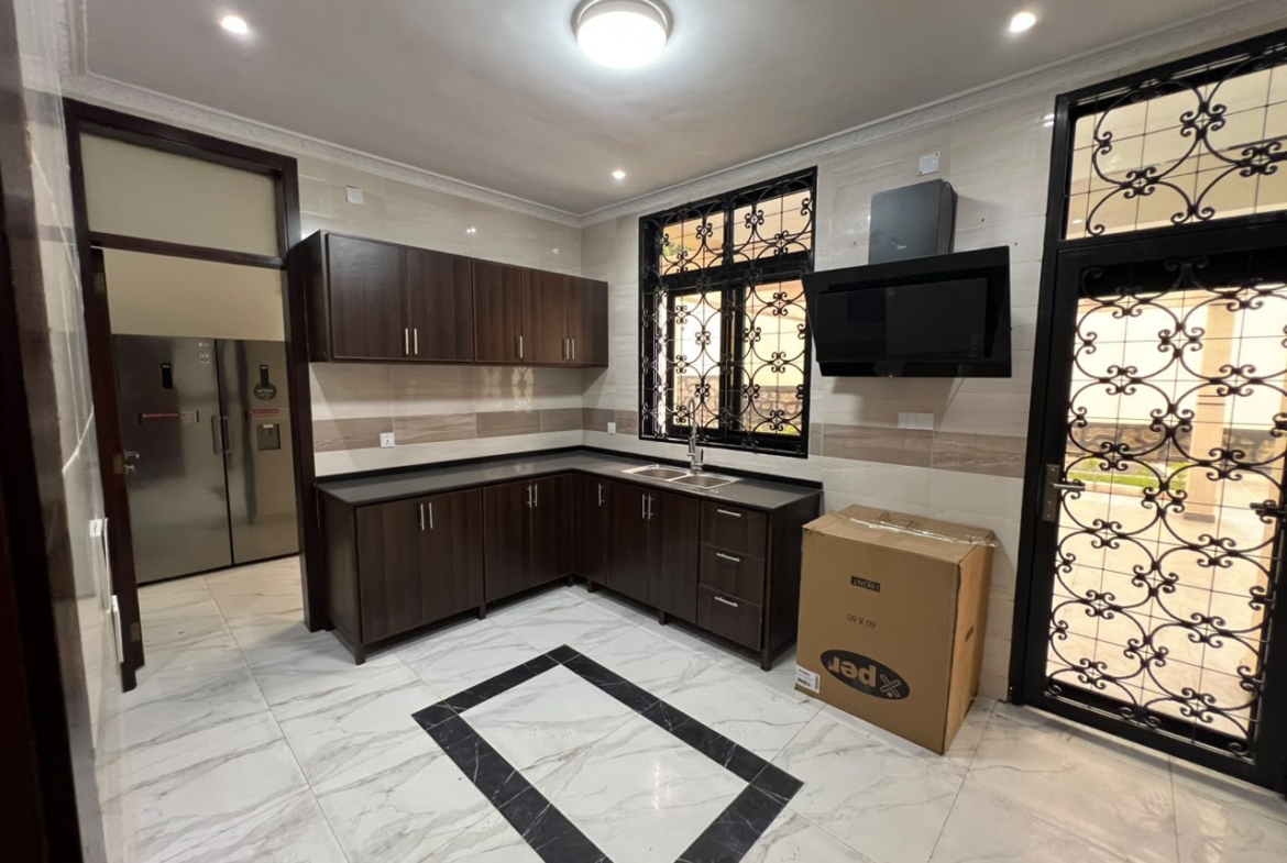 Villa à Louer – Macampagne, Kinshasa