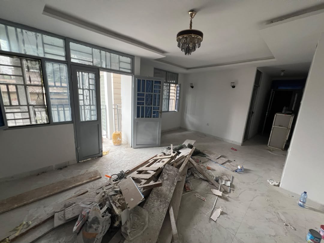 scaled_1000931189 Appartement à Louer – Kintambo, Kinshasa