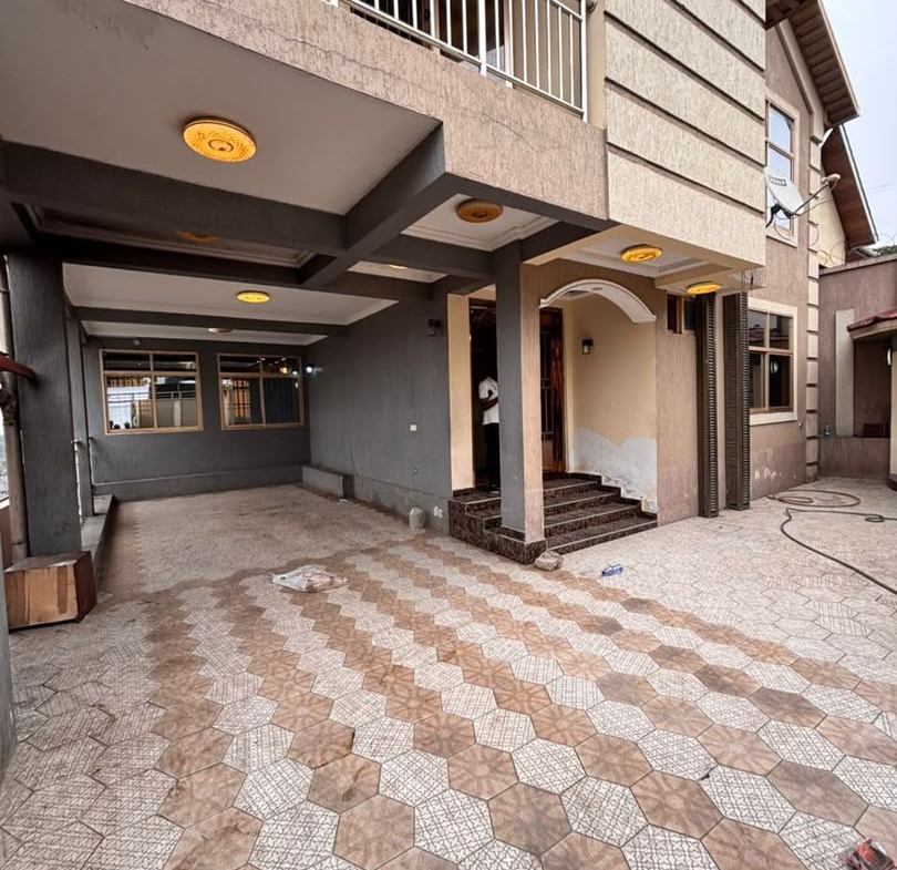 Villa à Louer – Macampagne, Kinshasa
