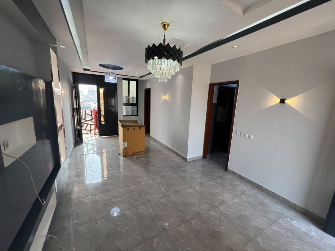 scaled_1000945447 Appartement à Louer – Kintambo, Kinshasa