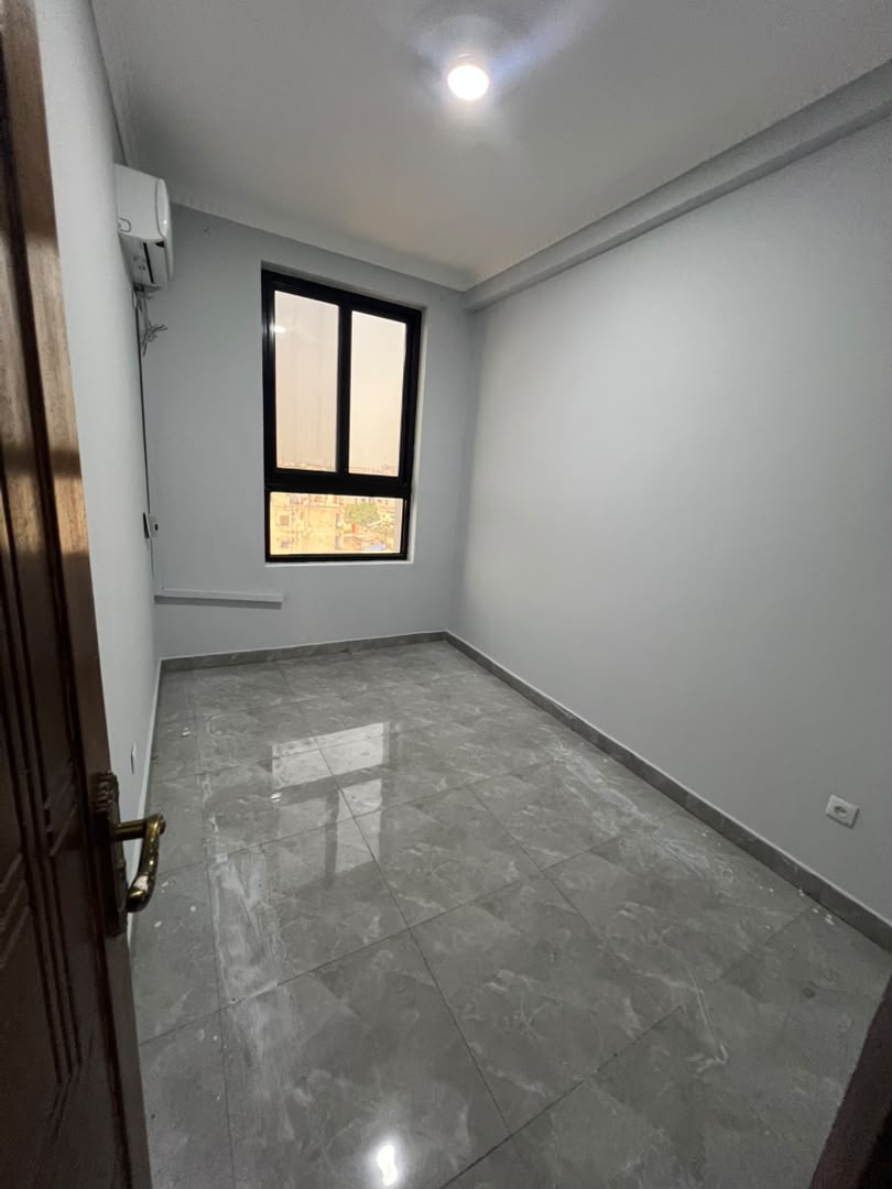 scaled_1000945475 Appartement à Louer – Kintambo, Kinshasa