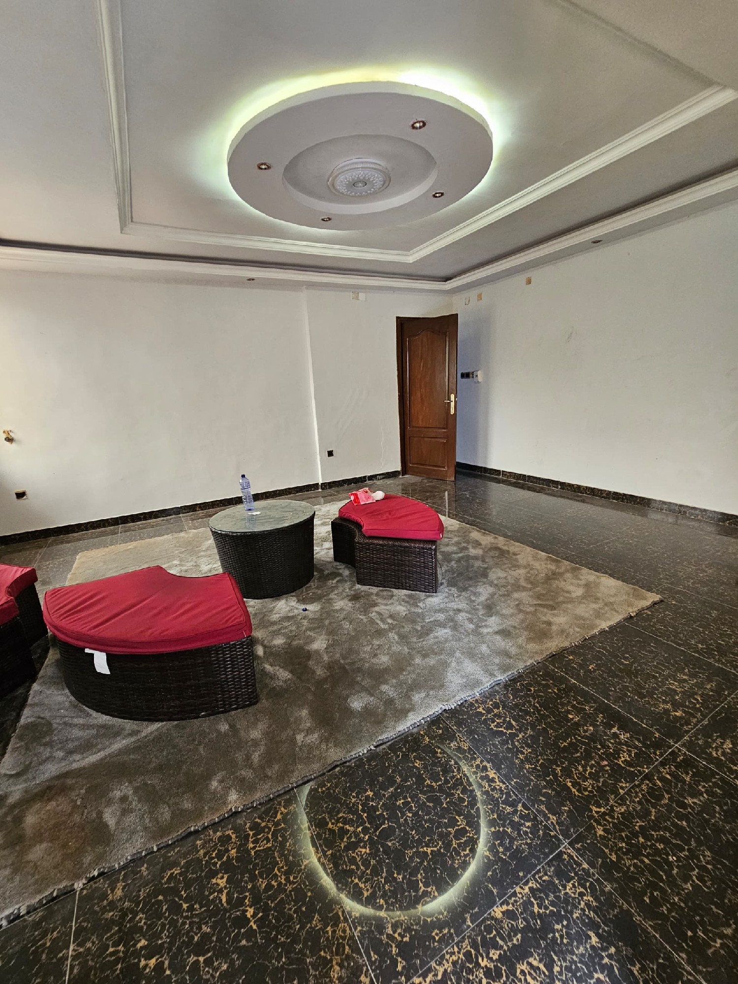 scaled_1000977449 Appartement à Louer – Ngaliema, Kinshasa