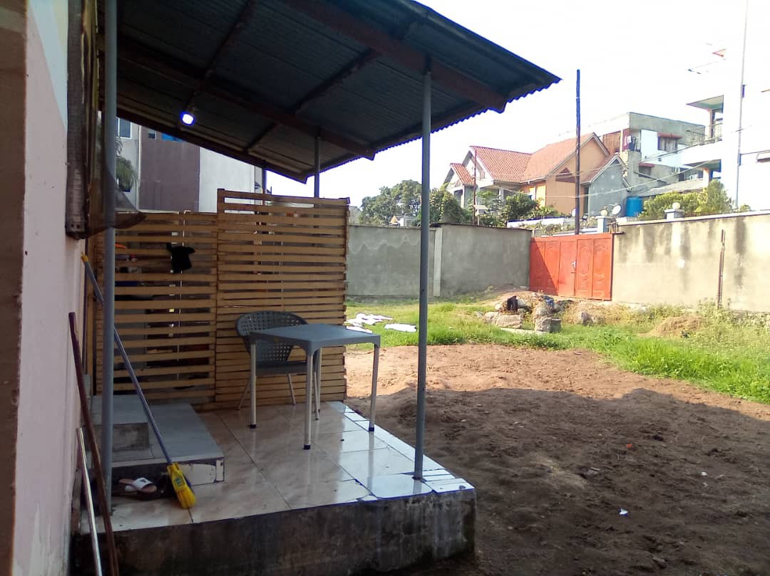 scaled_1000977934 Parcelle-Terrain à Vendre – Ngaliema, Kinshasa
