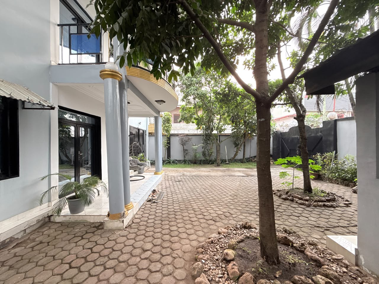 Villa en location à Ngaliema macampagne