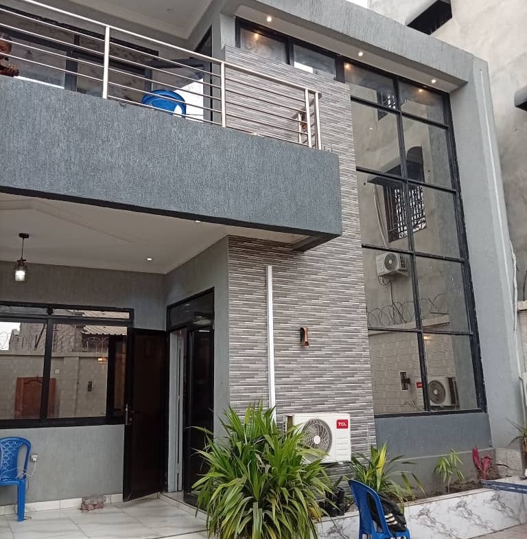 Villa en location à limete 7eme rue résidentielle