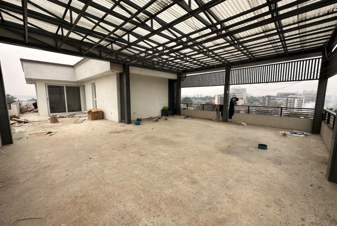 Appartements nouvellement construit en location à kintambo