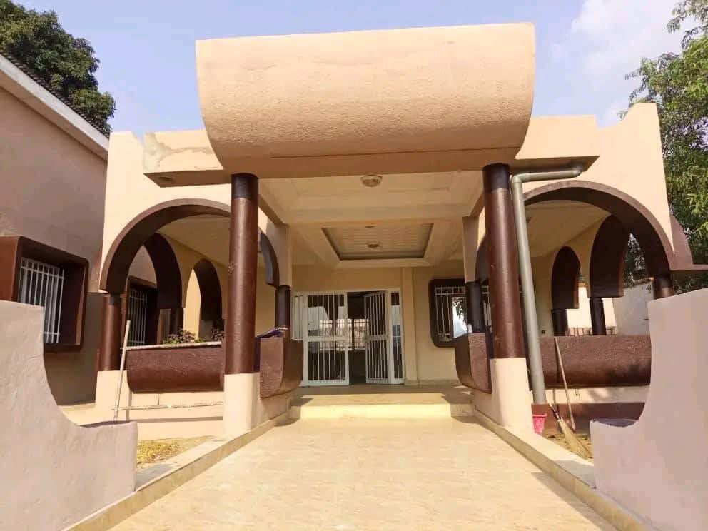 Ville en vente à mint ngafula/ maman mobutu