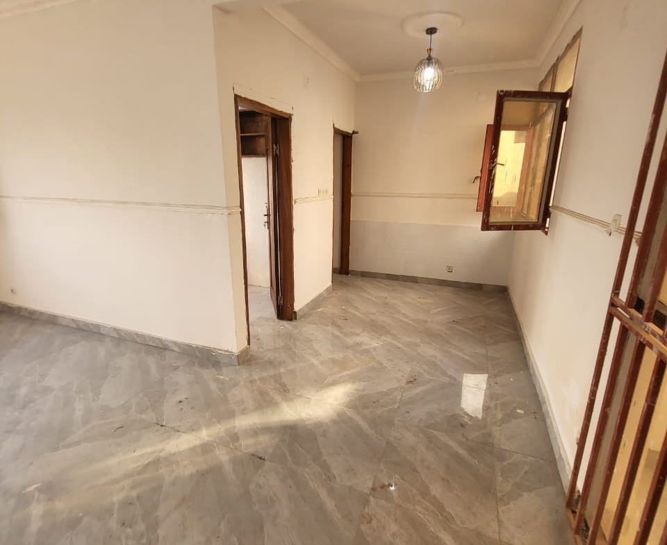 Appartement nouvellement construit en location à kintambo