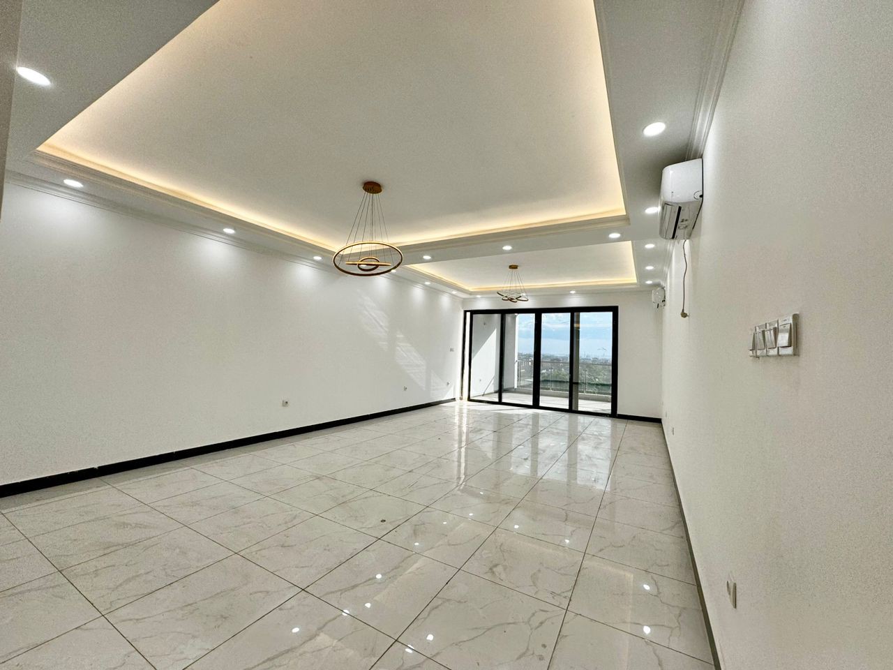 FK immo Met à votre disposition un magnifique appartement nouvellement construit en location à lingwala mont des arts