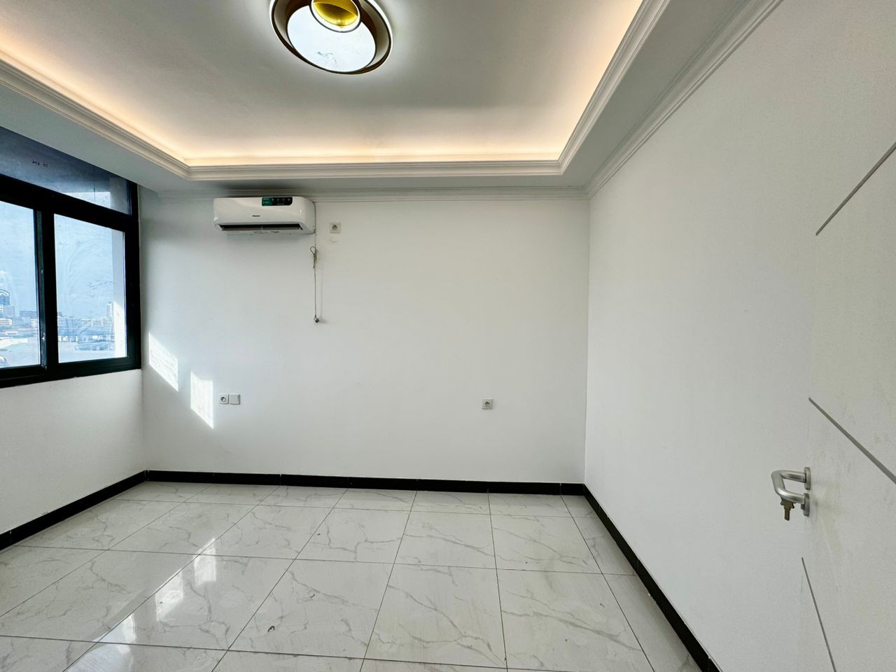 FK immo Met à votre disposition un magnifique appartement nouvellement construit en location à lingwala mont des arts
