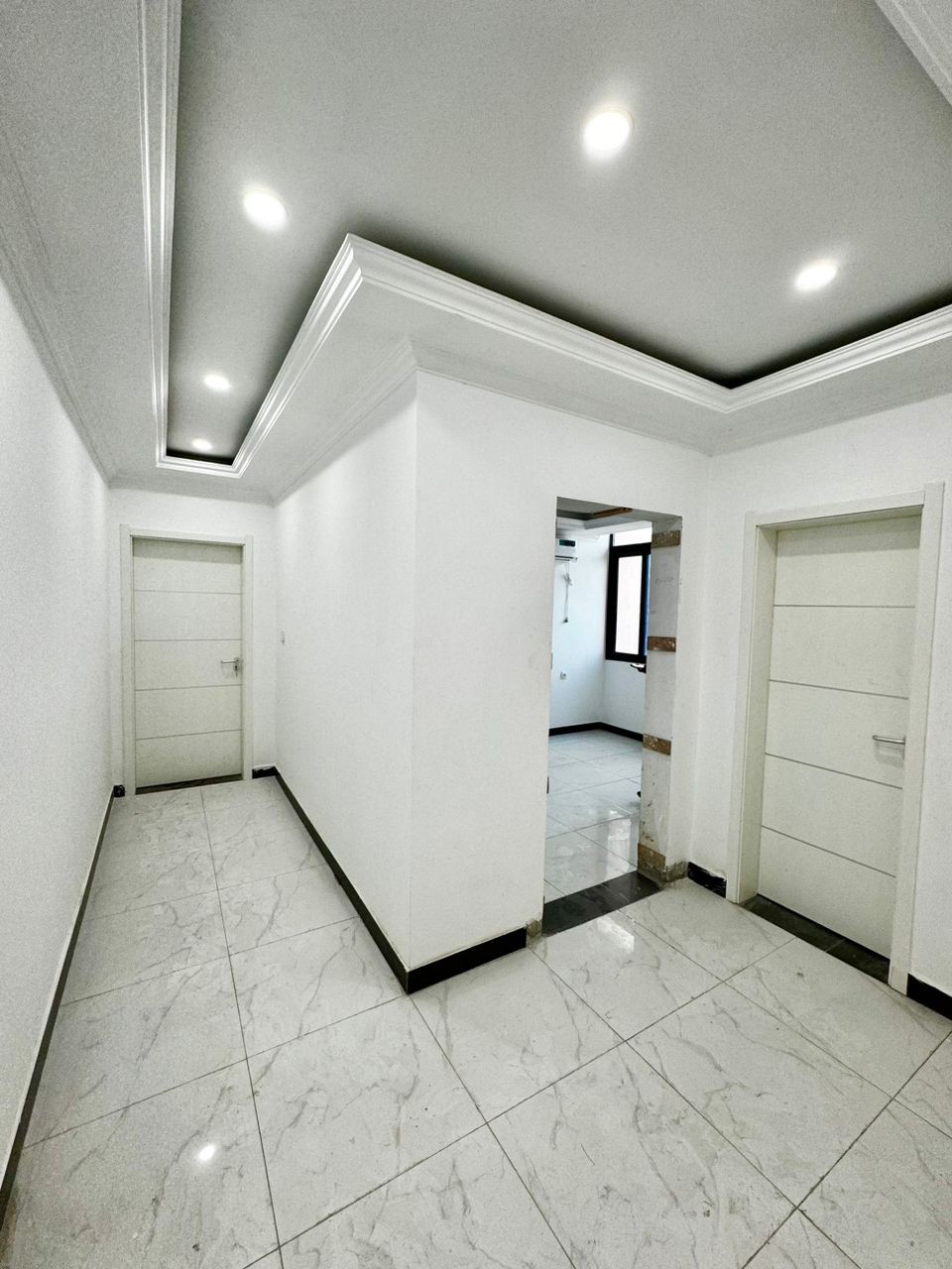 FK immo Met à votre disposition un magnifique appartement nouvellement construit en location à lingwala mont des arts