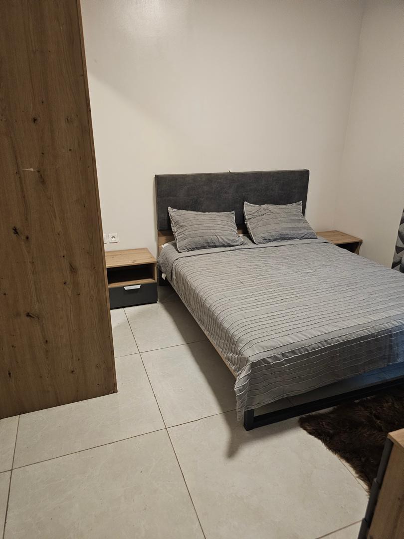 scaled_1000998470 Appartement meublé a louer a gombe