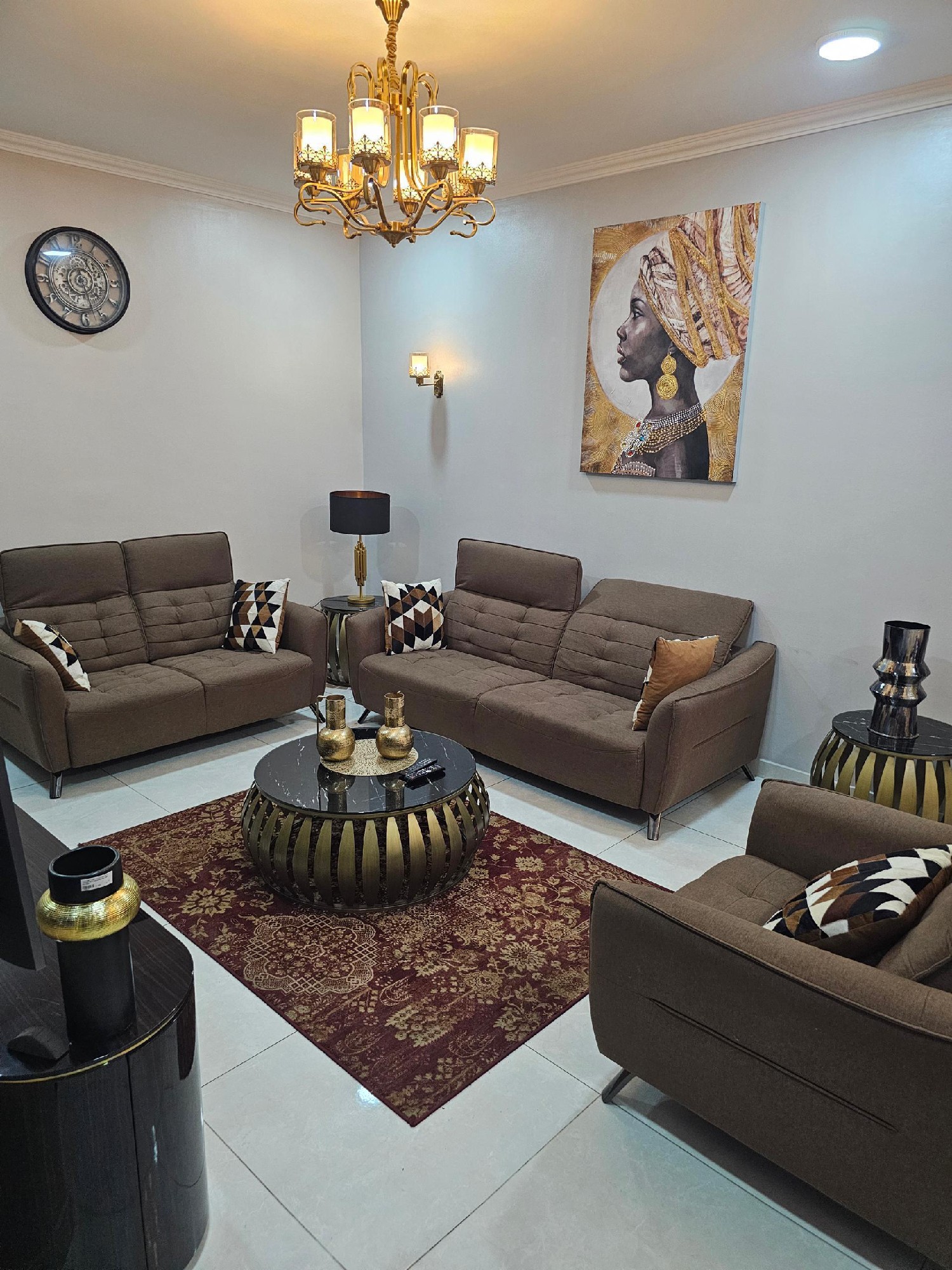 scaled_1000998476 Appartement meublé a louer a gombe