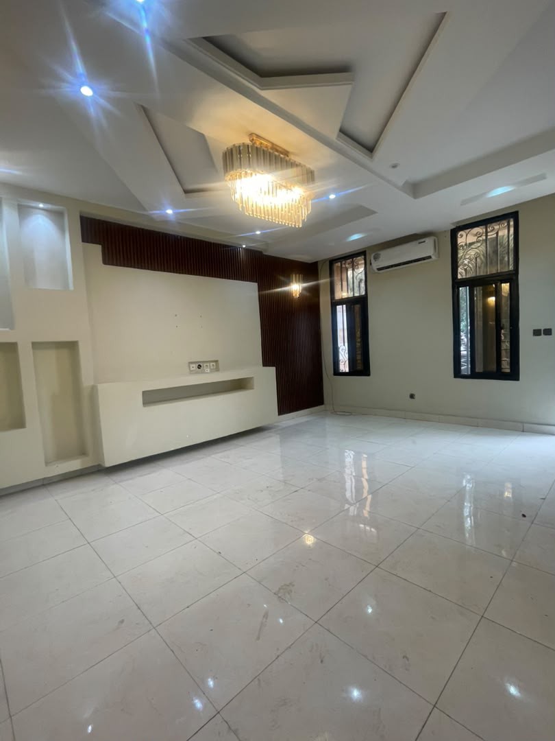 Magnifique appartement en location à Ngaliema mimosas SK