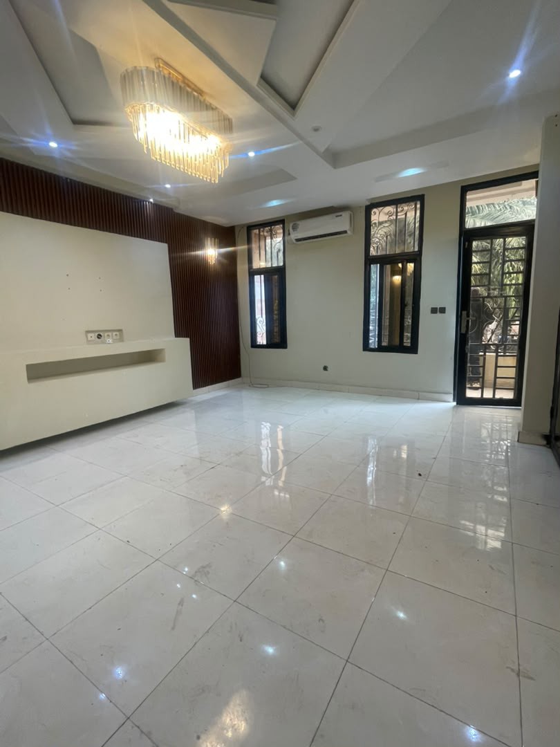 Magnifique appartement en location à Ngaliema mimosas SK