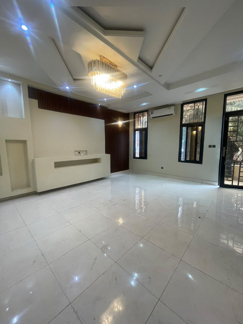 Magnifique appartement en location à Ngaliema mimosas SK