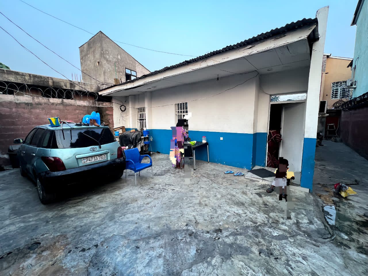 scaled_1001919078 Parcelle-Terrain à Vendre – Limete, Kinshasa