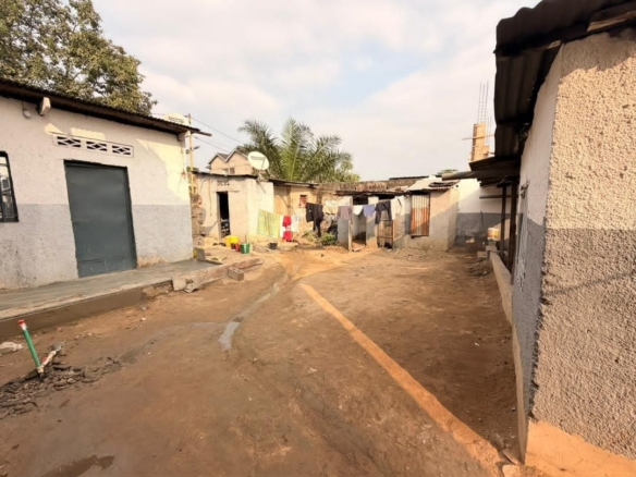 Parcelle-terrain à vendre – kintambo, kinshasa
