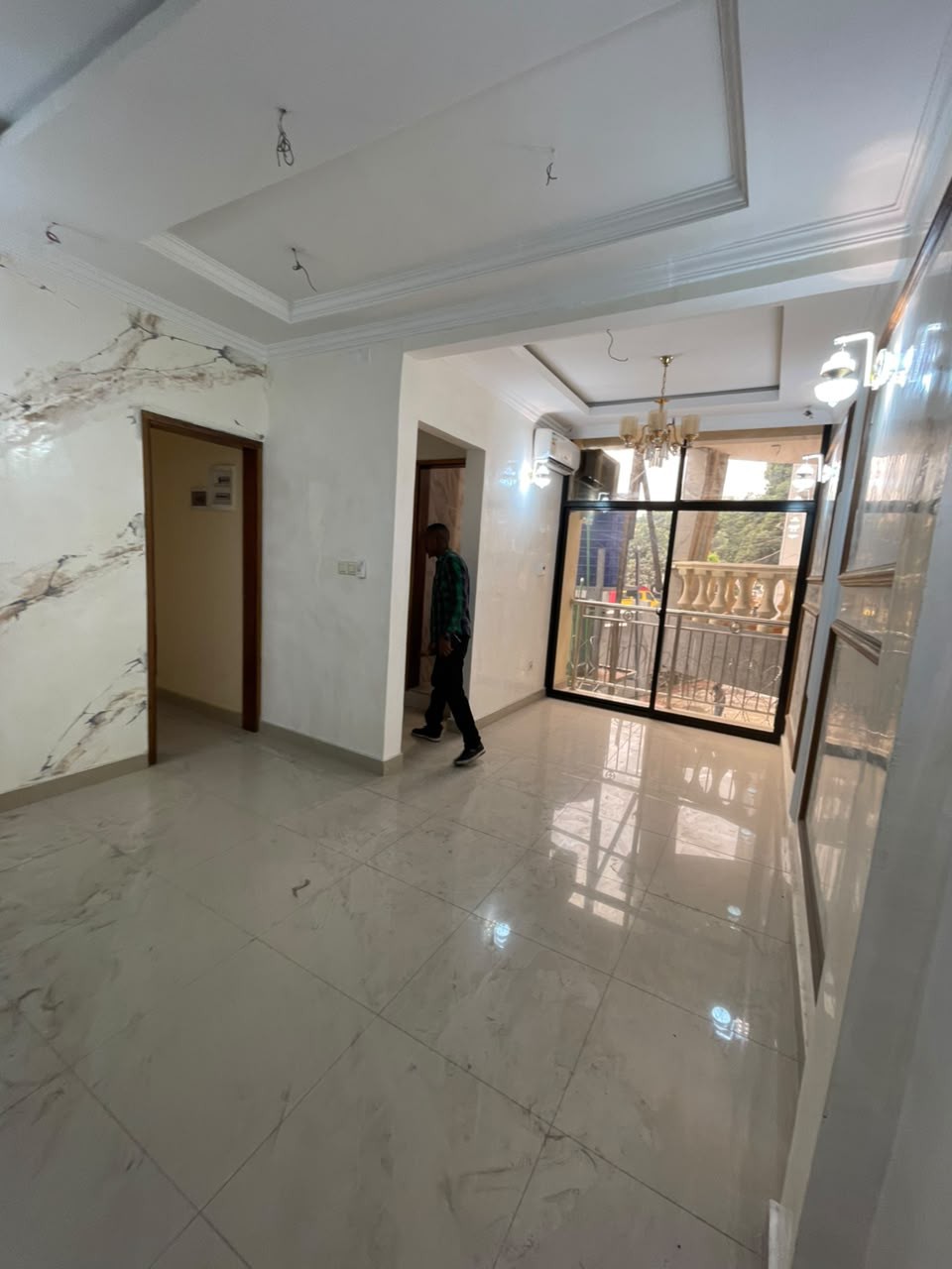 scaled_1001929672 Appartement à Louer – Limete, Kinshasa
