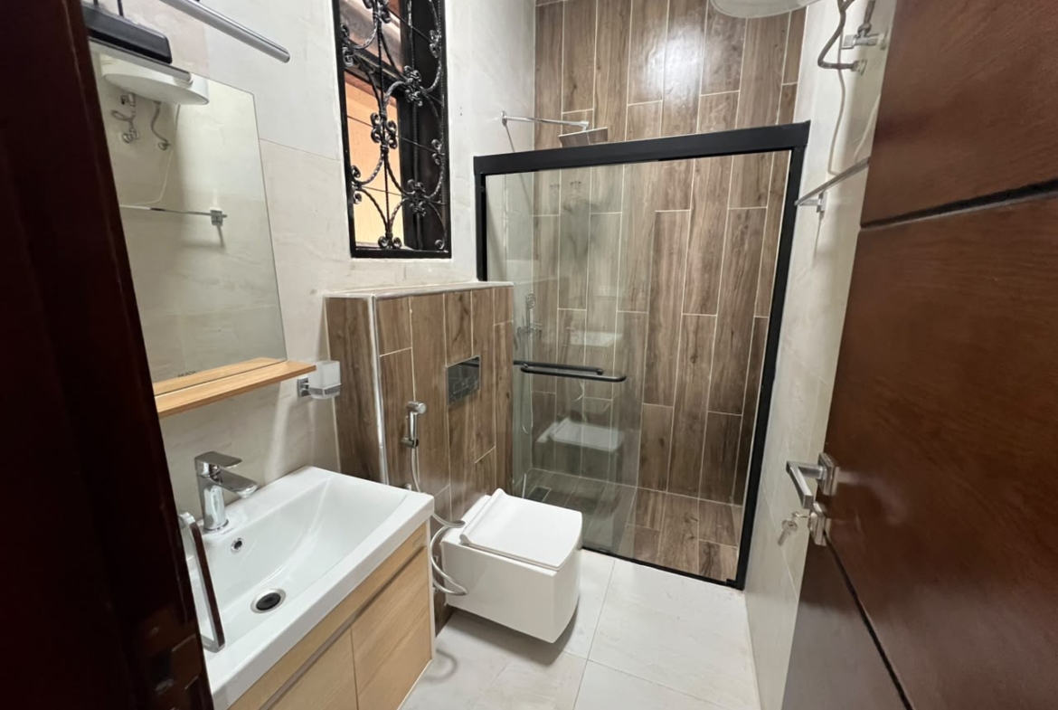 Duplex à Louer – Macampagne, Kinshasa