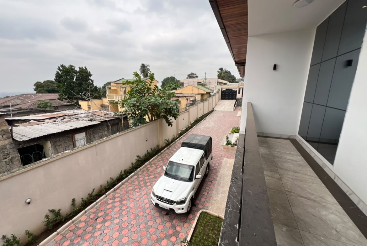 Duplex à Louer – Macampagne, Kinshasa