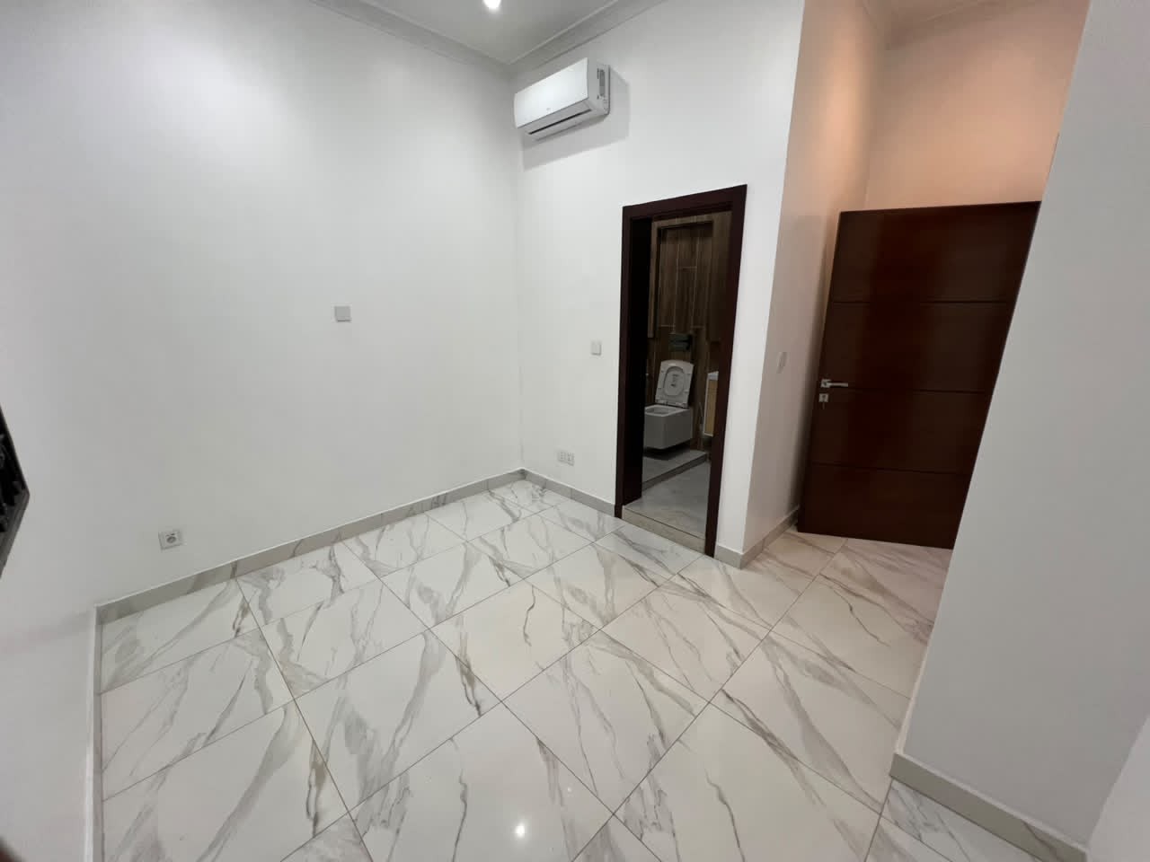 Duplex à Louer – Macampagne, Kinshasa