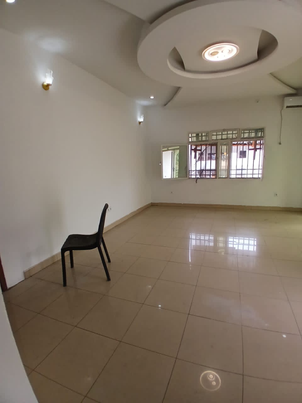 scaled_1001932118 Appartement à Louer – Ngaliema, Kinshasa