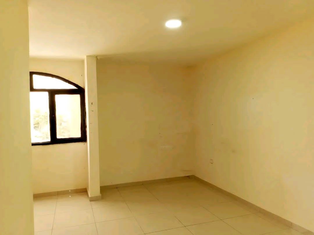 scaled_1001932872 Appartement à Louer – Lingwala, Kinshasa