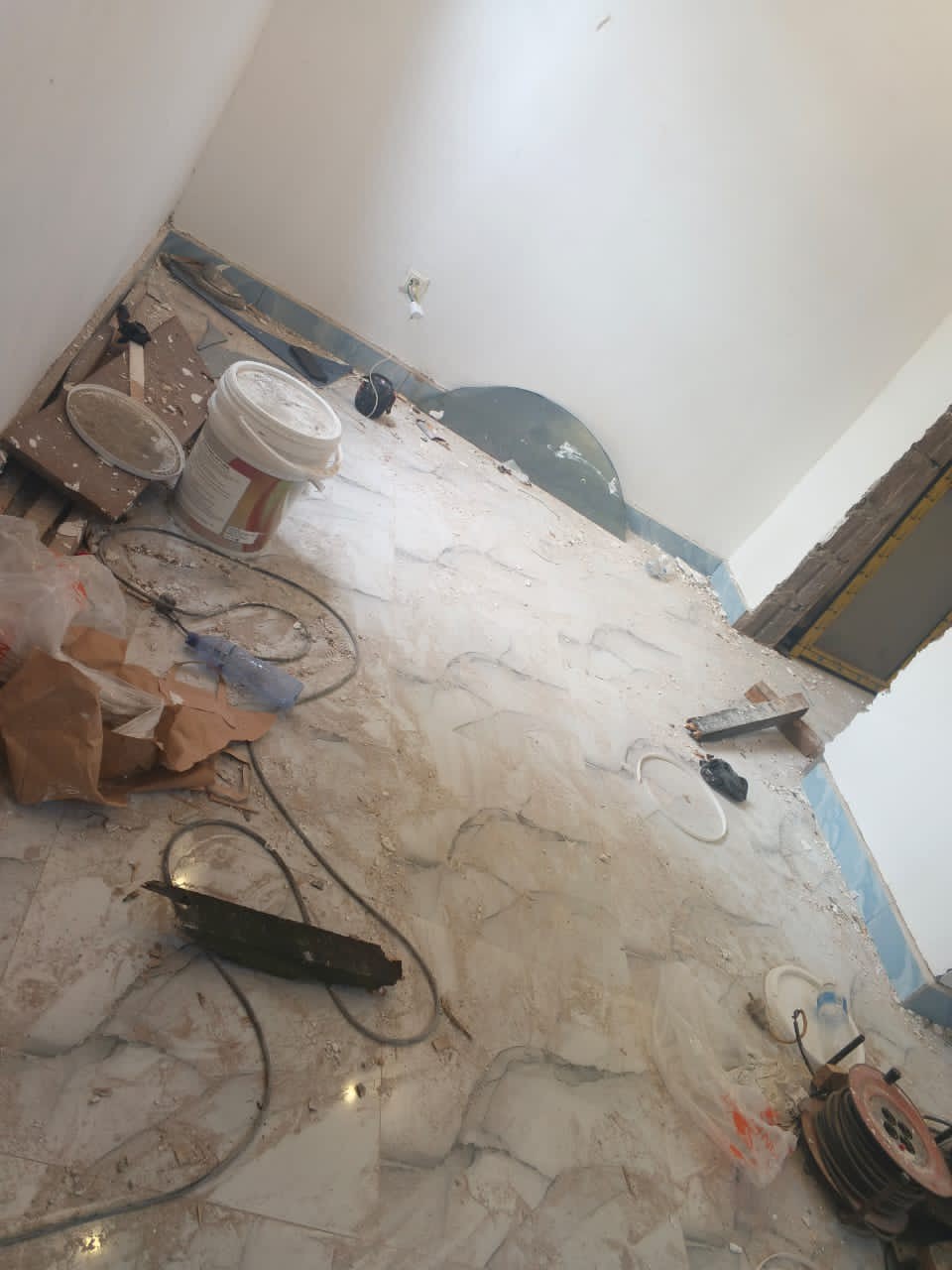 scaled_1001933215 Appartement à Louer – Limete, Kinshasa