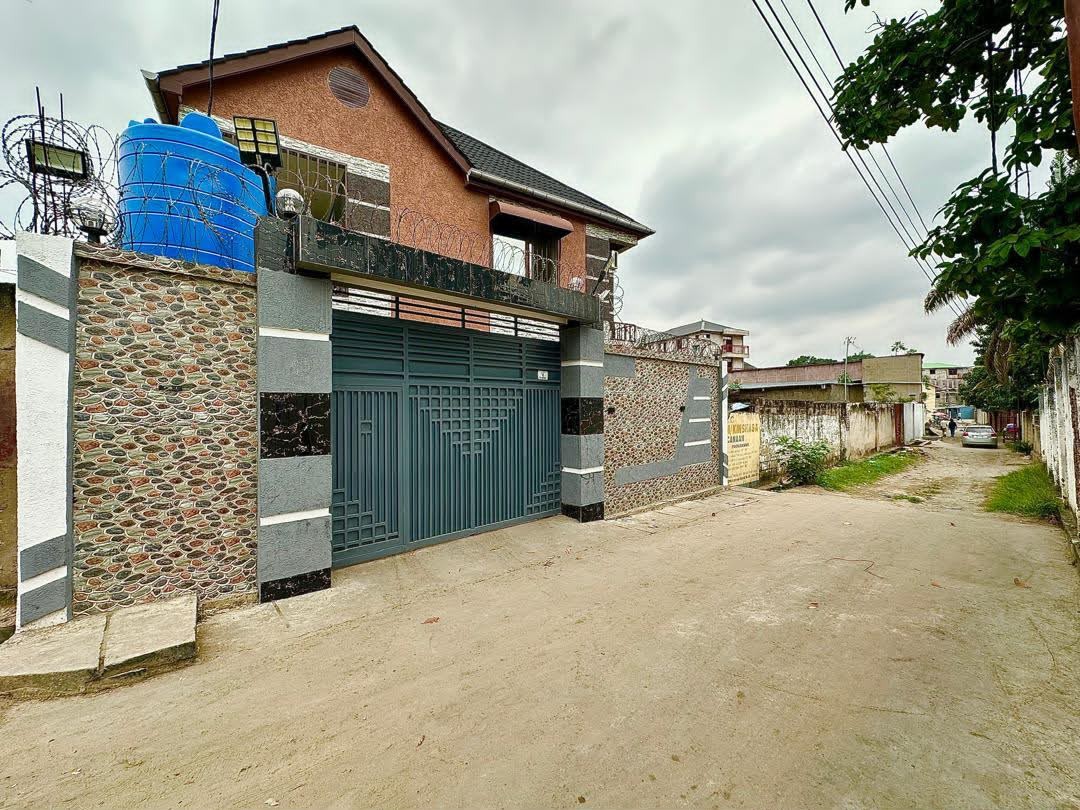 Maison à Louer – Kintambo, Kinshasa
