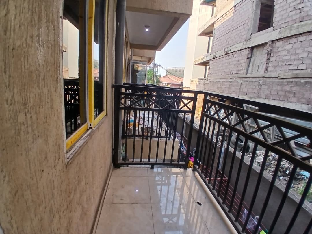 scaled_1001933944 Appartement à Louer – Ngaliema, Kinshasa