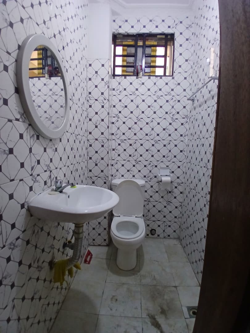 scaled_1001933952 Appartement à Louer – Ngaliema, Kinshasa