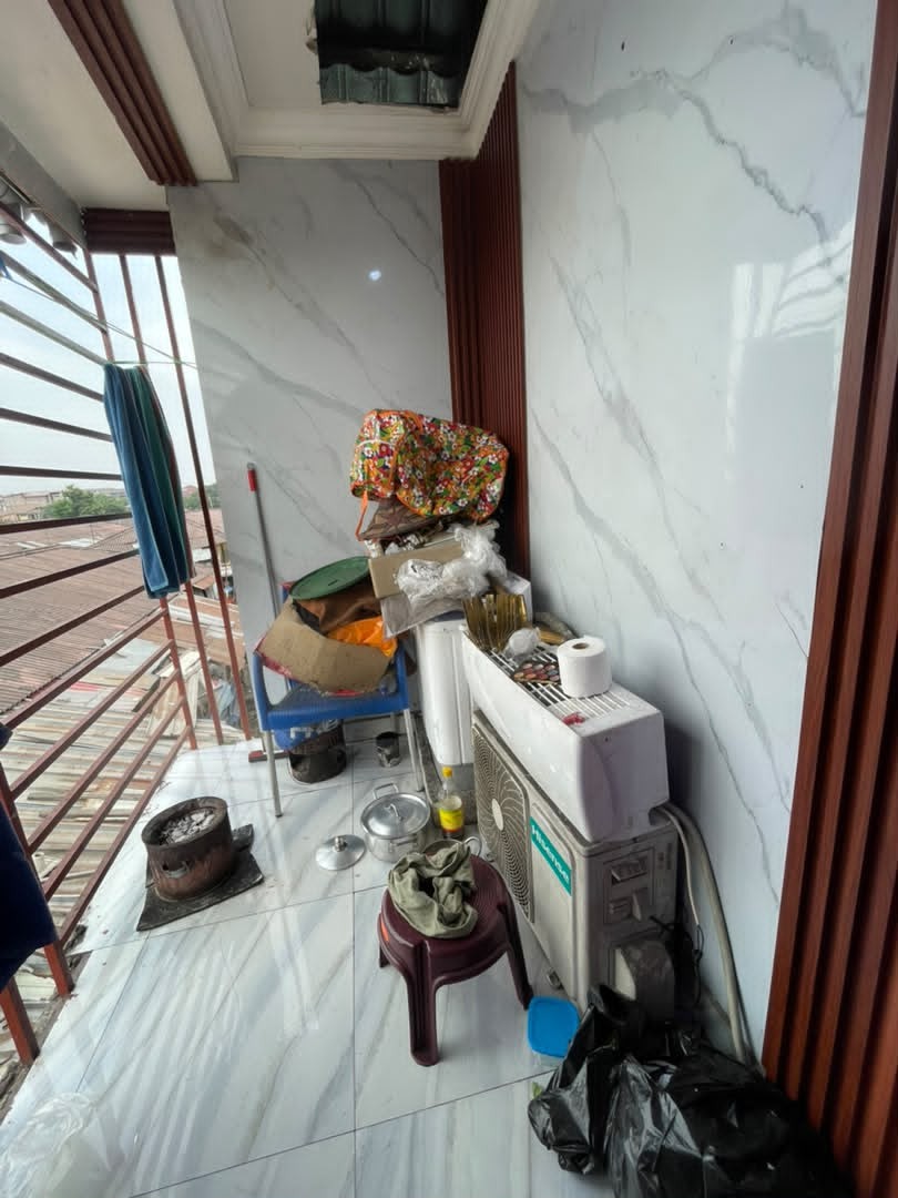 scaled_1001936867 Appartement à Louer – Ngaliema, Kinshasa
