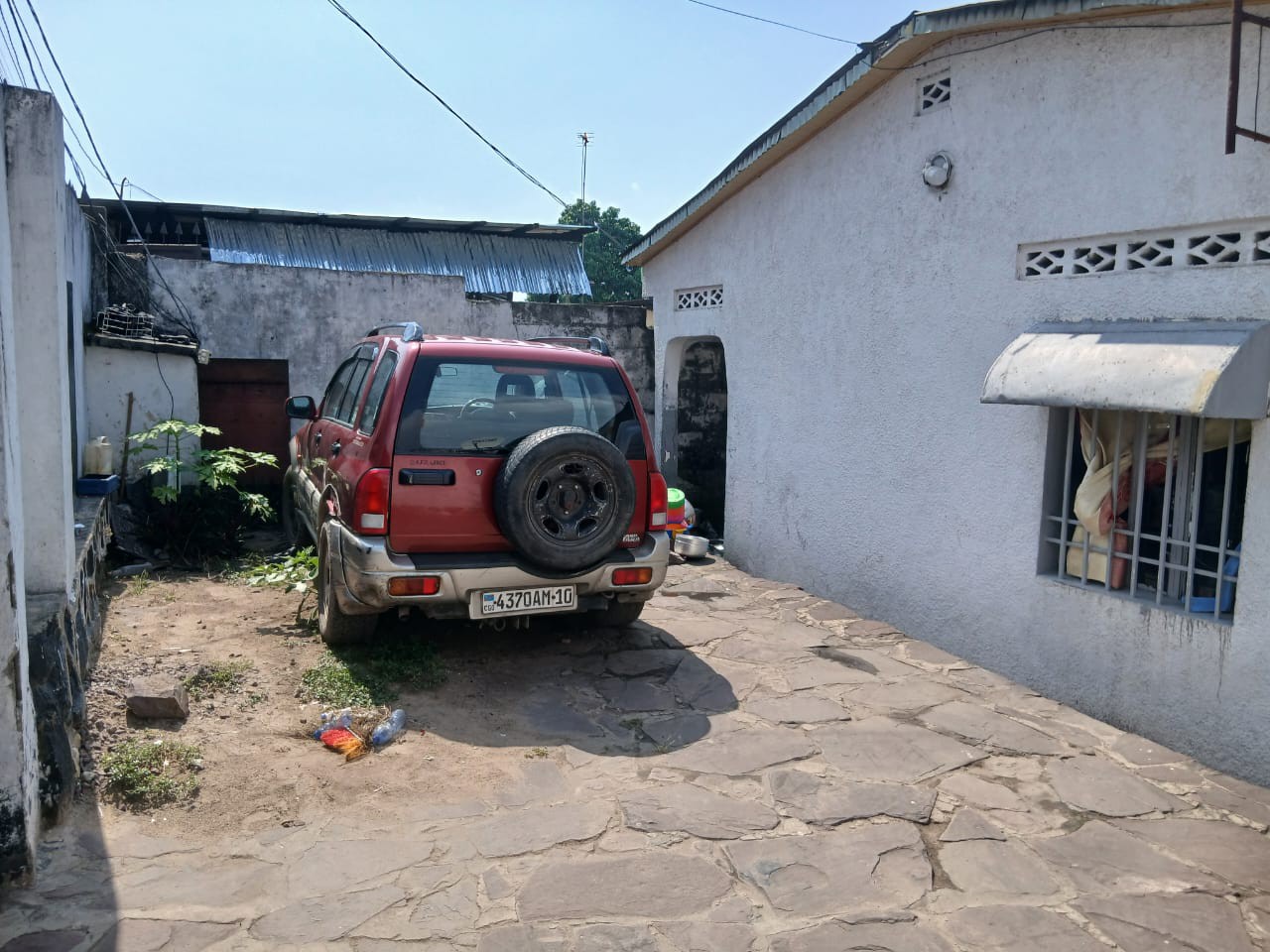 scaled_1001938622 Parcelle-Terrain à Vendre – Ngaliema, Kinshasa