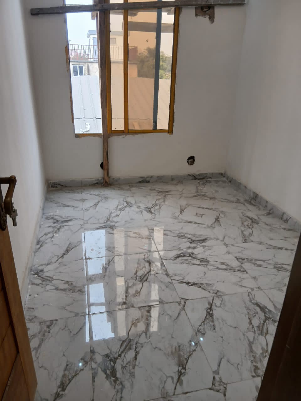 Appartement à Louer – Ngiri-Ngiri, Kinshasa