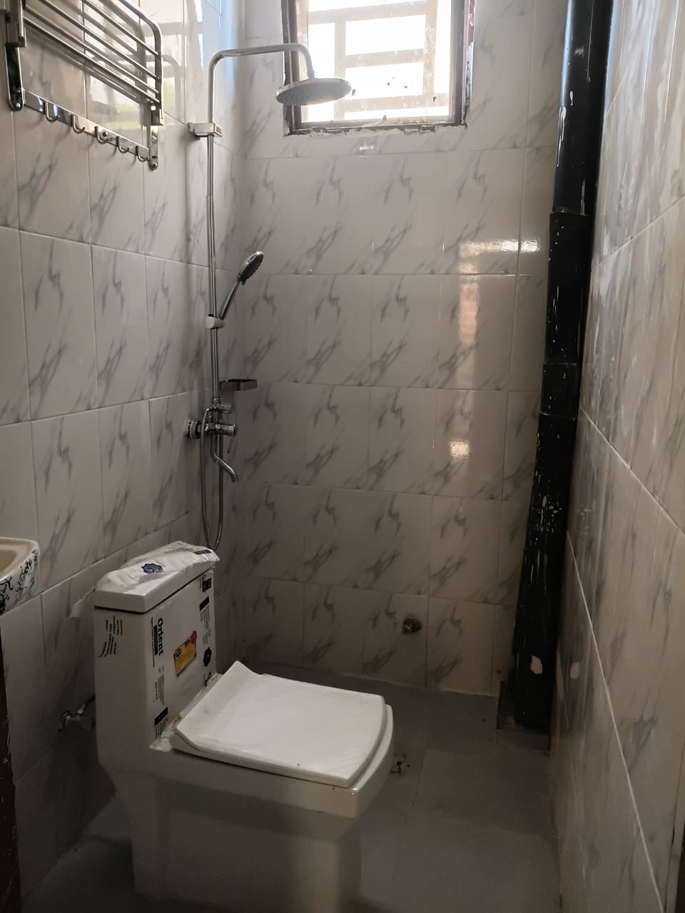 scaled_1001946748 Appartement à Louer – Limete, Kinshasa