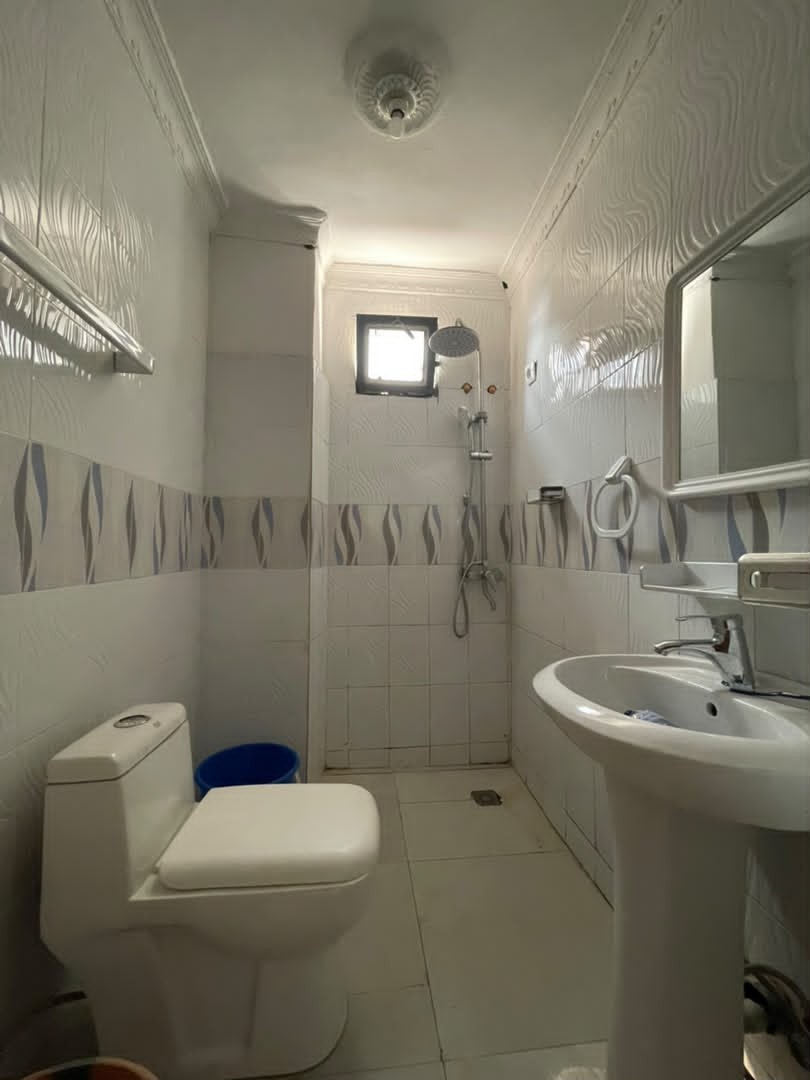 scaled_1001957079 Appartement à Louer – Ngaliema, Kinshasa